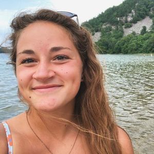 Meet your Posher, Megan